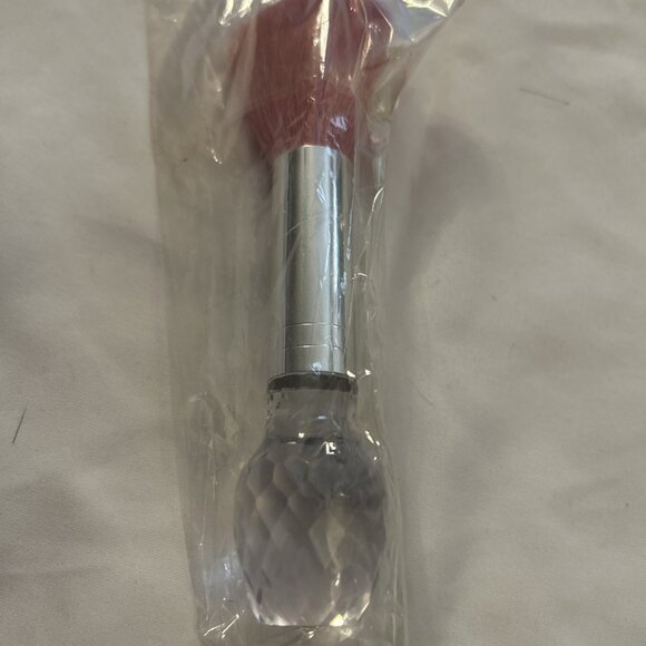 Models Prefer Pink Hair Silver W/clear Powder Blush Bronzer Makeup Brush New - Picture 2 of 7